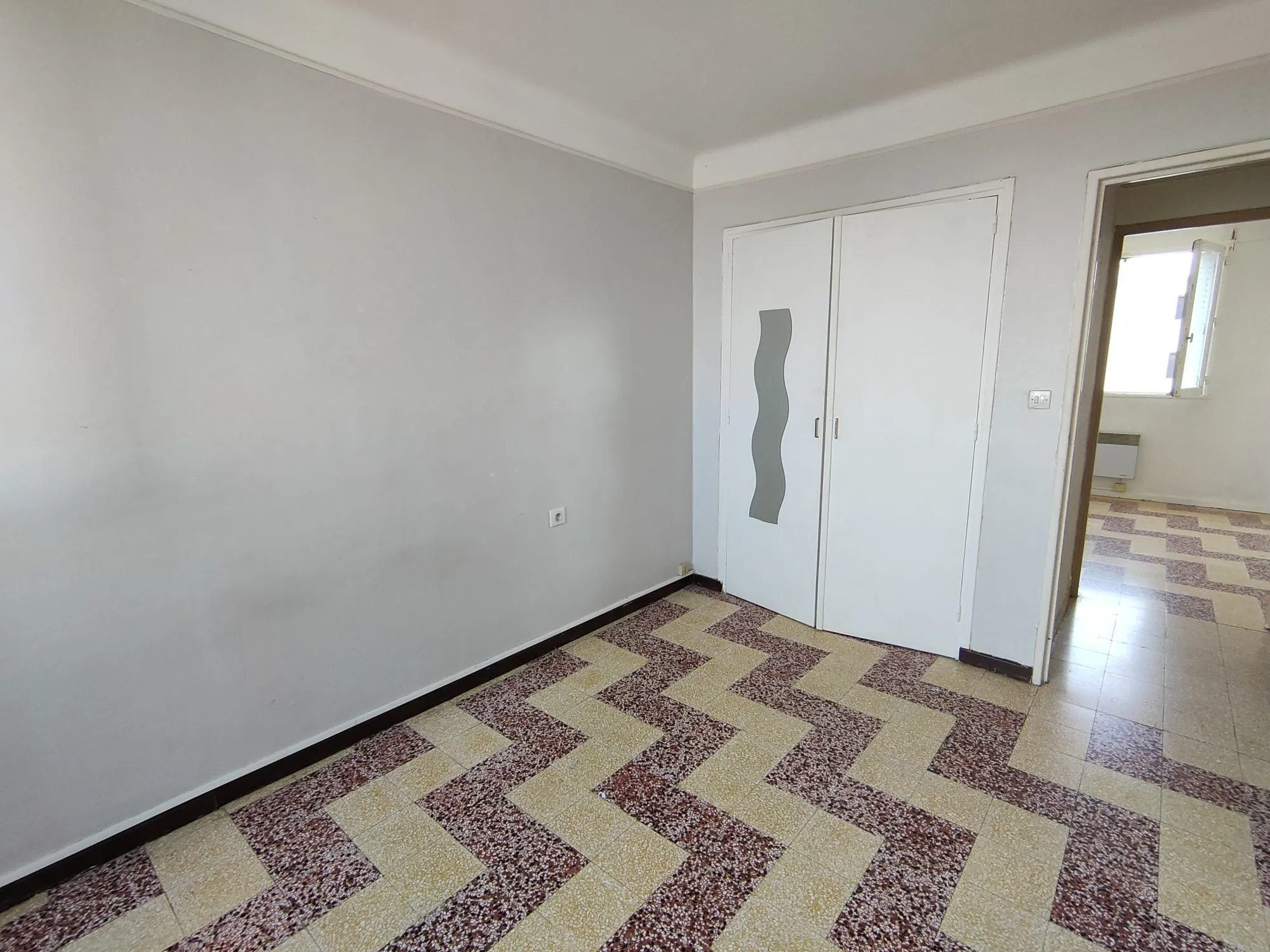 Appartement T4 à vendre à Béziers dans le quartier de la Font-Neuve 