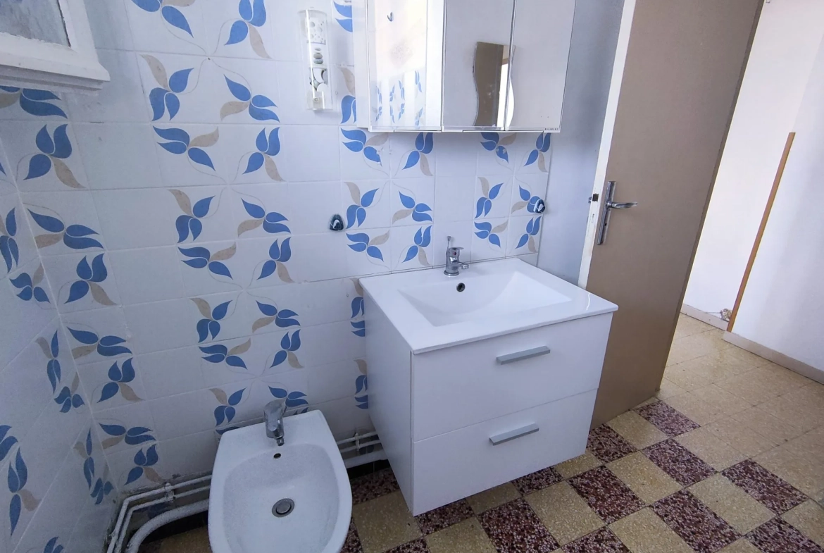 Appartement T4 à vendre à Béziers dans le quartier de la Font-Neuve 