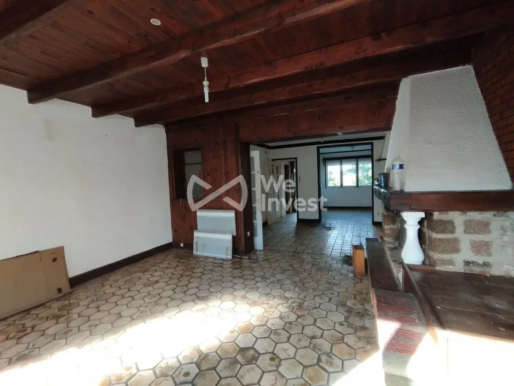 Maison à rénover à Fourmies pour investisseur avec cave et dépendance 