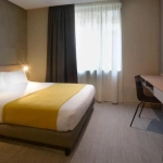 Appartement loué en résidence service LMNP à Courbevoie, proche La Défense