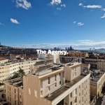 Appartement 3 pièces avec balcon à La Joliette Marseille - Dernier étage