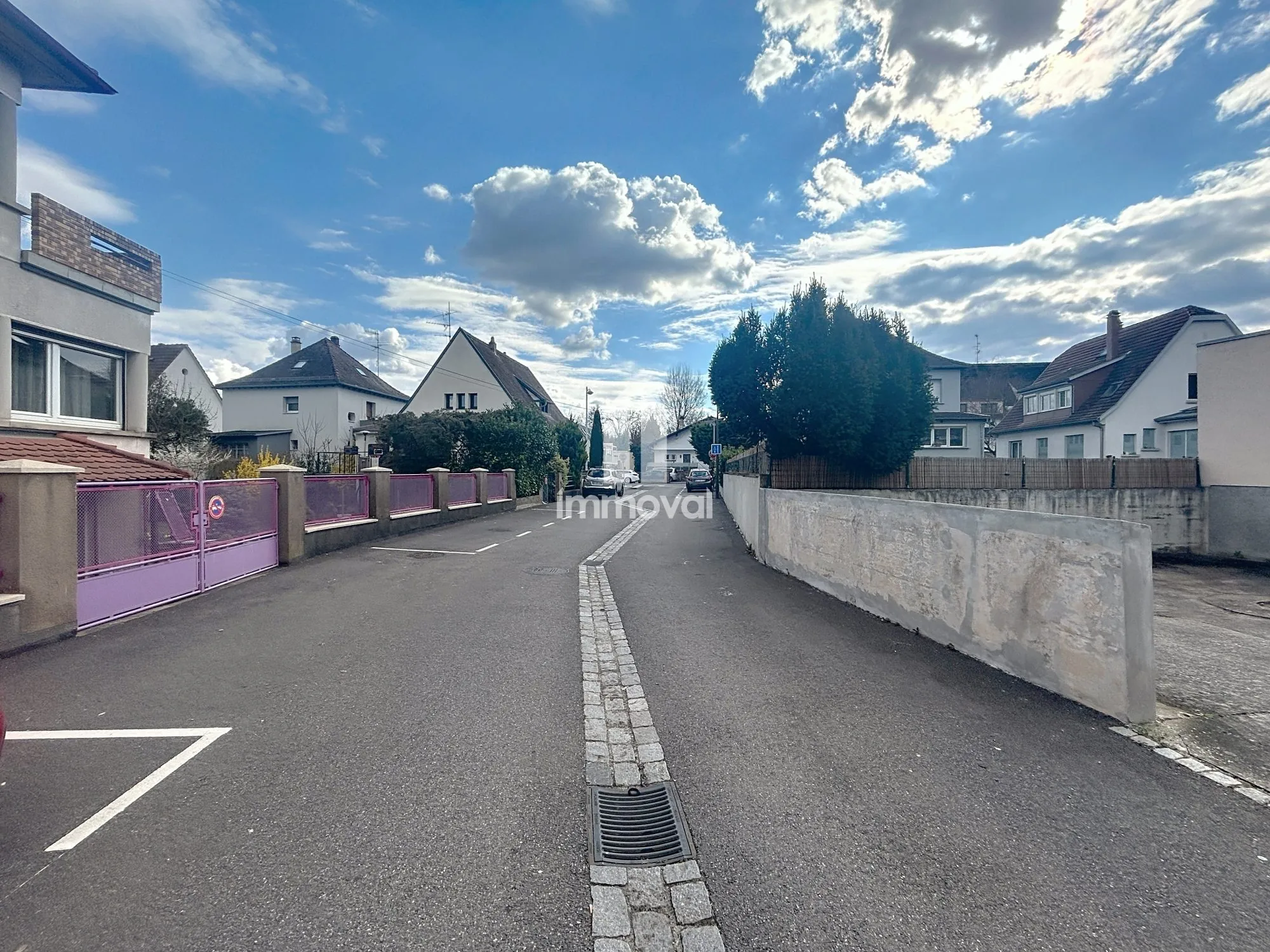 Garage de 12 m² à Strasbourg - Rue des Bécasses 