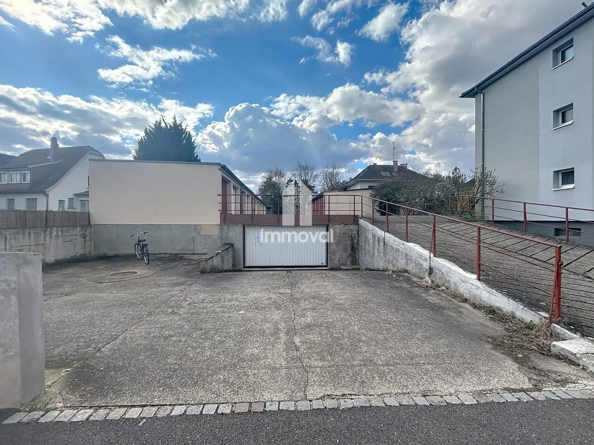 Garage de 12 m² à Strasbourg - Rue des Bécasses 