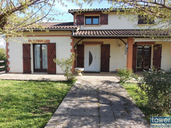 Belle maison avec piscine à Maleville - 157 m², 4 chambres, garage, terrain clos