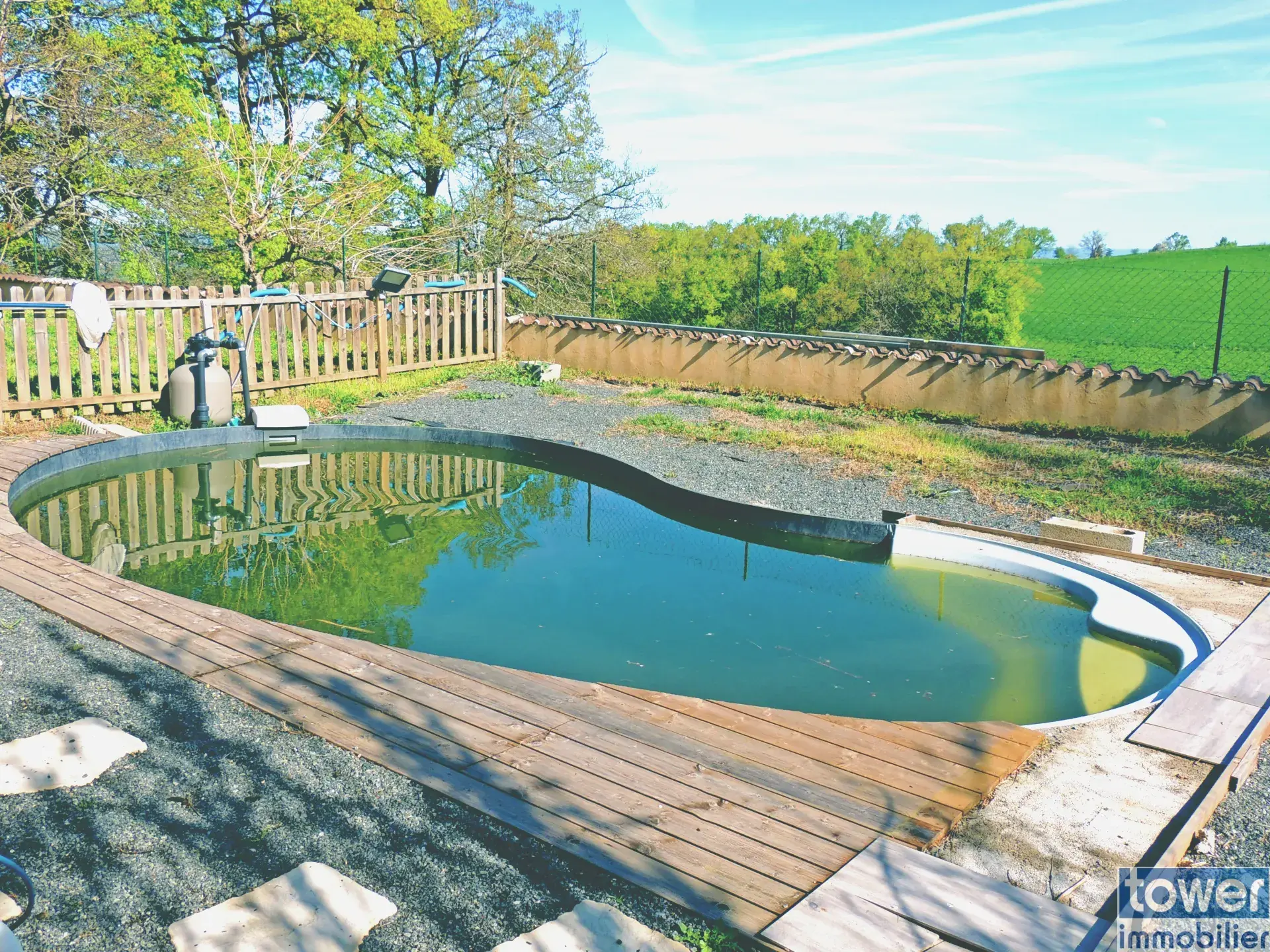 Belle maison avec piscine à Maleville - 157 m², 4 chambres, garage, terrain clos 