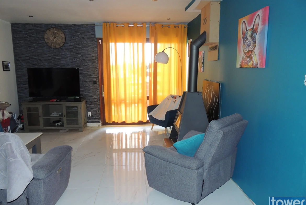 Belle maison avec piscine à Maleville - 157 m², 4 chambres, garage, terrain clos 