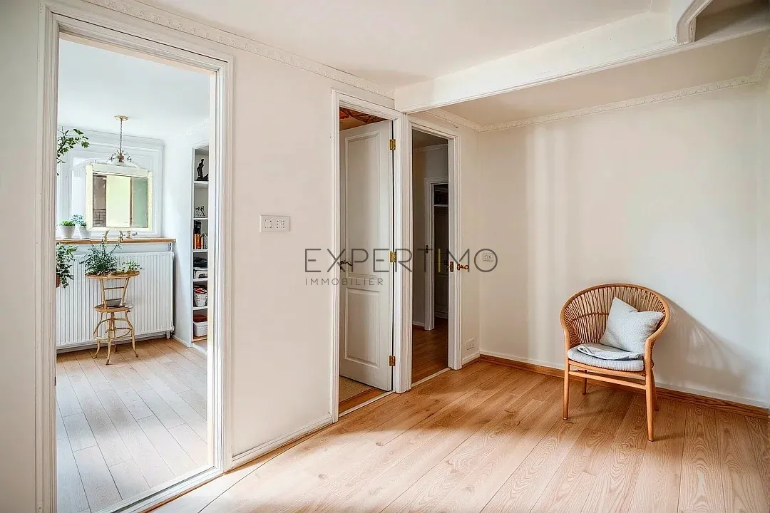 Ensemble immobilier en pierre à rénover à Simandre (71), grande dépendance et potentiel rare 