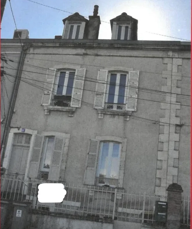 Maison F6 à Montluçon - 149m² avec 4 chambres, vente aux enchères 