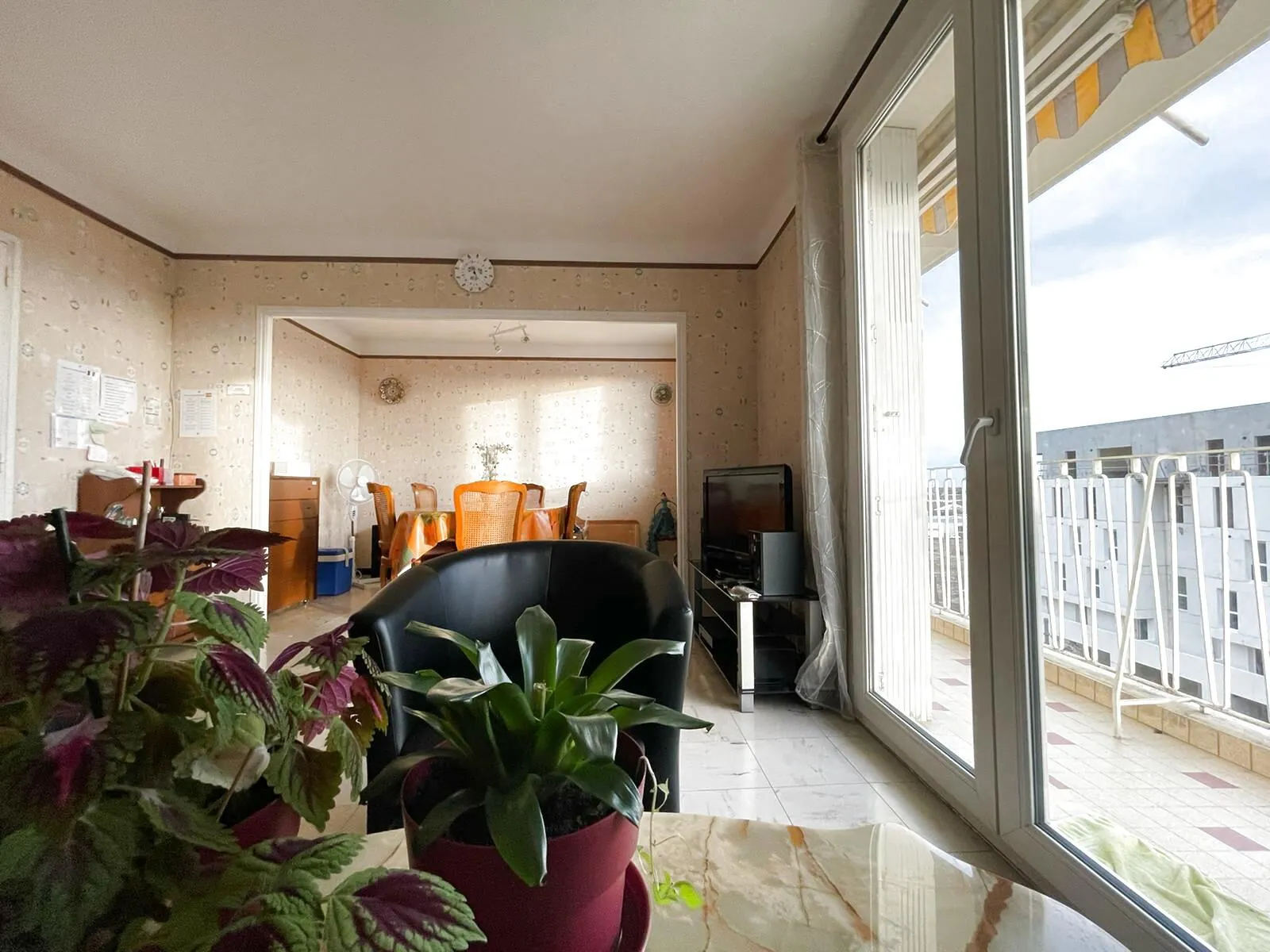 Appartement T4 lumineux de 70 m² à Montpellier avec balcon, cave et possibilité de garage 