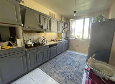 Appartement T3 à vendre au Bourget à partir de 50 000 € - Vente aux enchères 