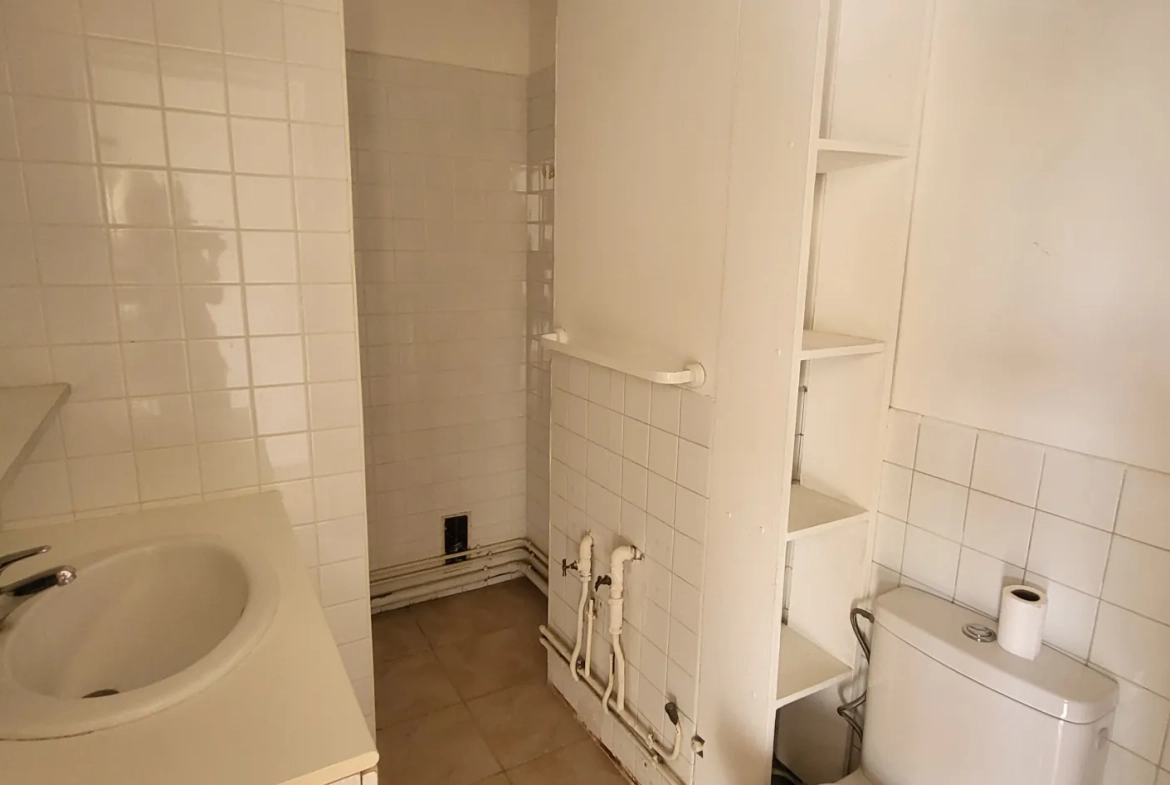 Studio de 26m² à Parly 2, dernier étage, vue parc, idéal investisseurs ou primo-accédants 
