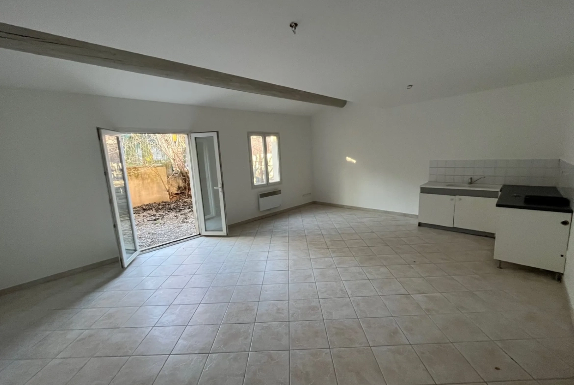 Maison récente avec cour à Apt, proche du centre-ville | 80 m² 
