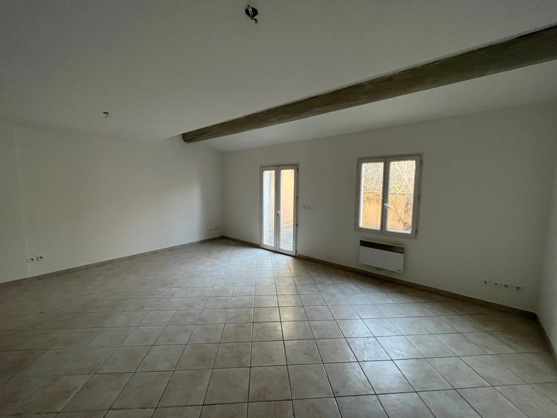 Maison récente avec cour à Apt, proche du centre-ville | 80 m² 