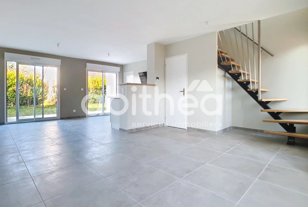 Maison moderne 99 m² avec jardin, garage et 3 chambres à Saint-André-les-Vergers 