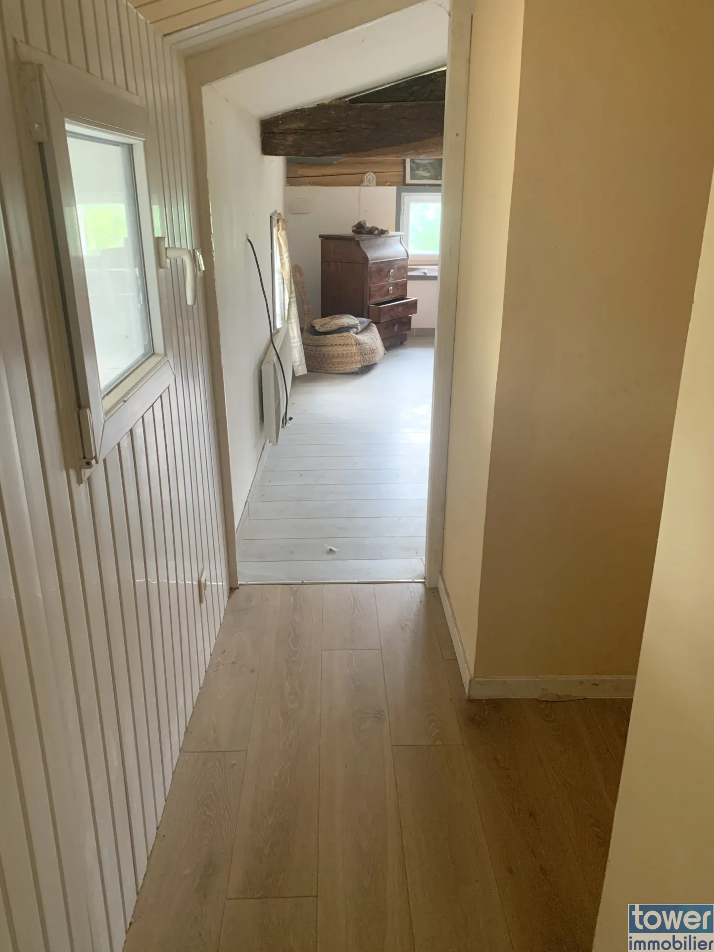 Maison 4 pièces de 126 m² à Les Touches de Périgny avec dépendances et garage 