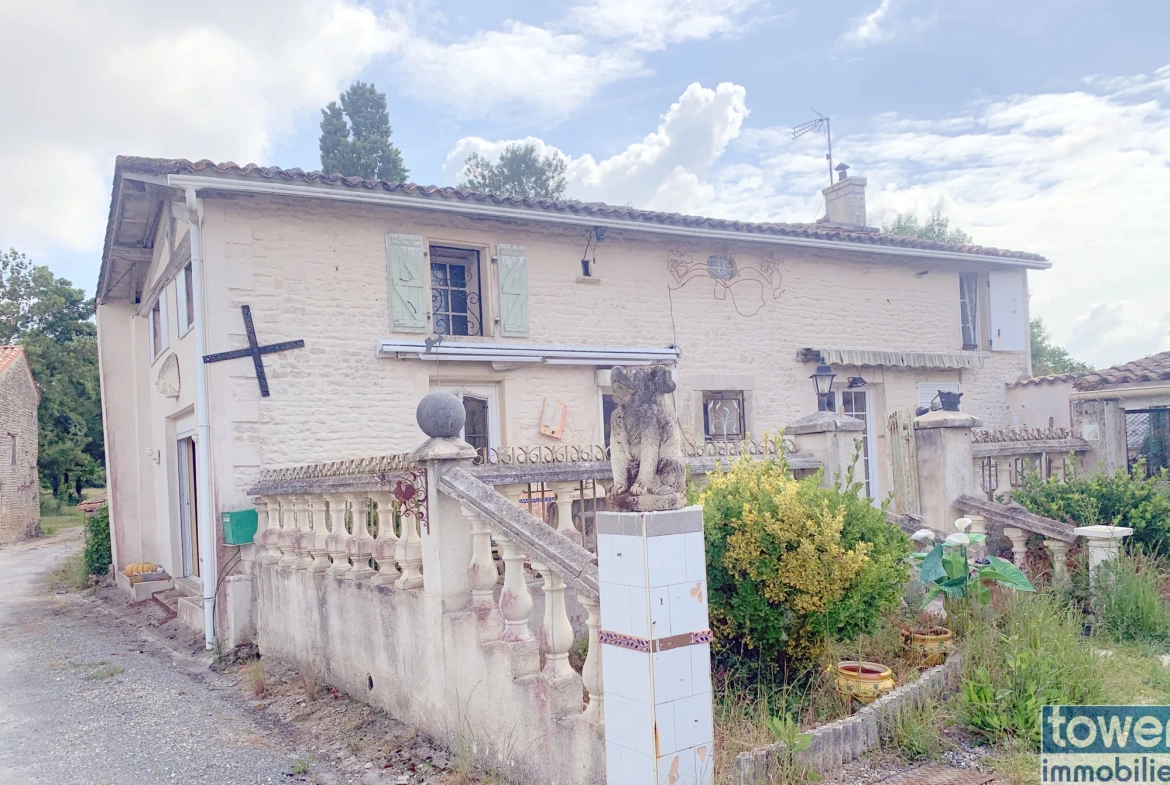 Maison 4 pièces de 126 m² à Les Touches de Périgny avec dépendances et garage 