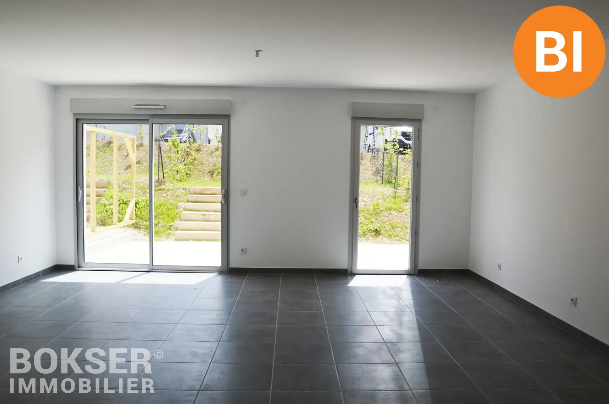 Maison neuve T5 clé en main avec terrasse dans secteur calme près de Grenoble 