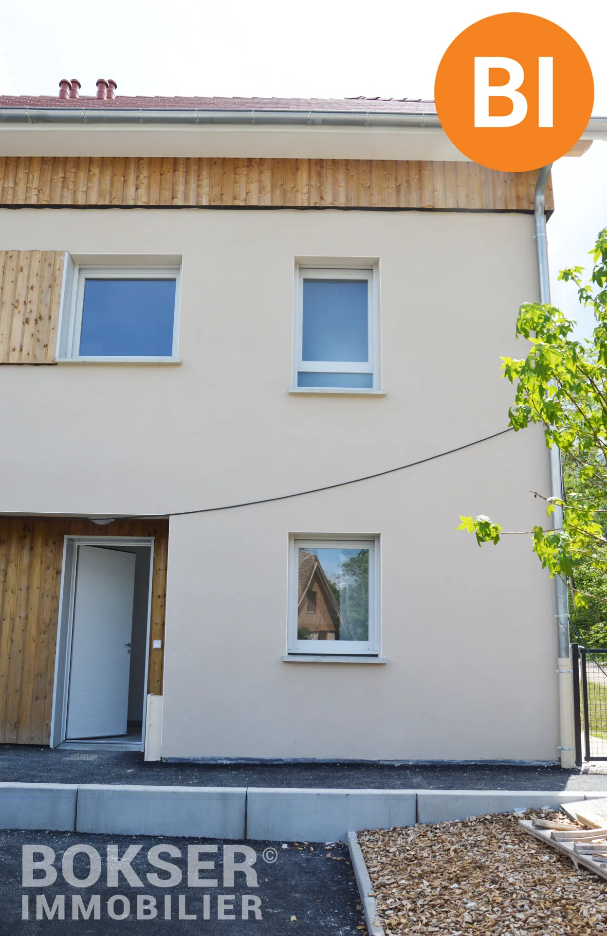 Maison neuve T5 clé en main avec terrasse dans secteur calme près de Grenoble 