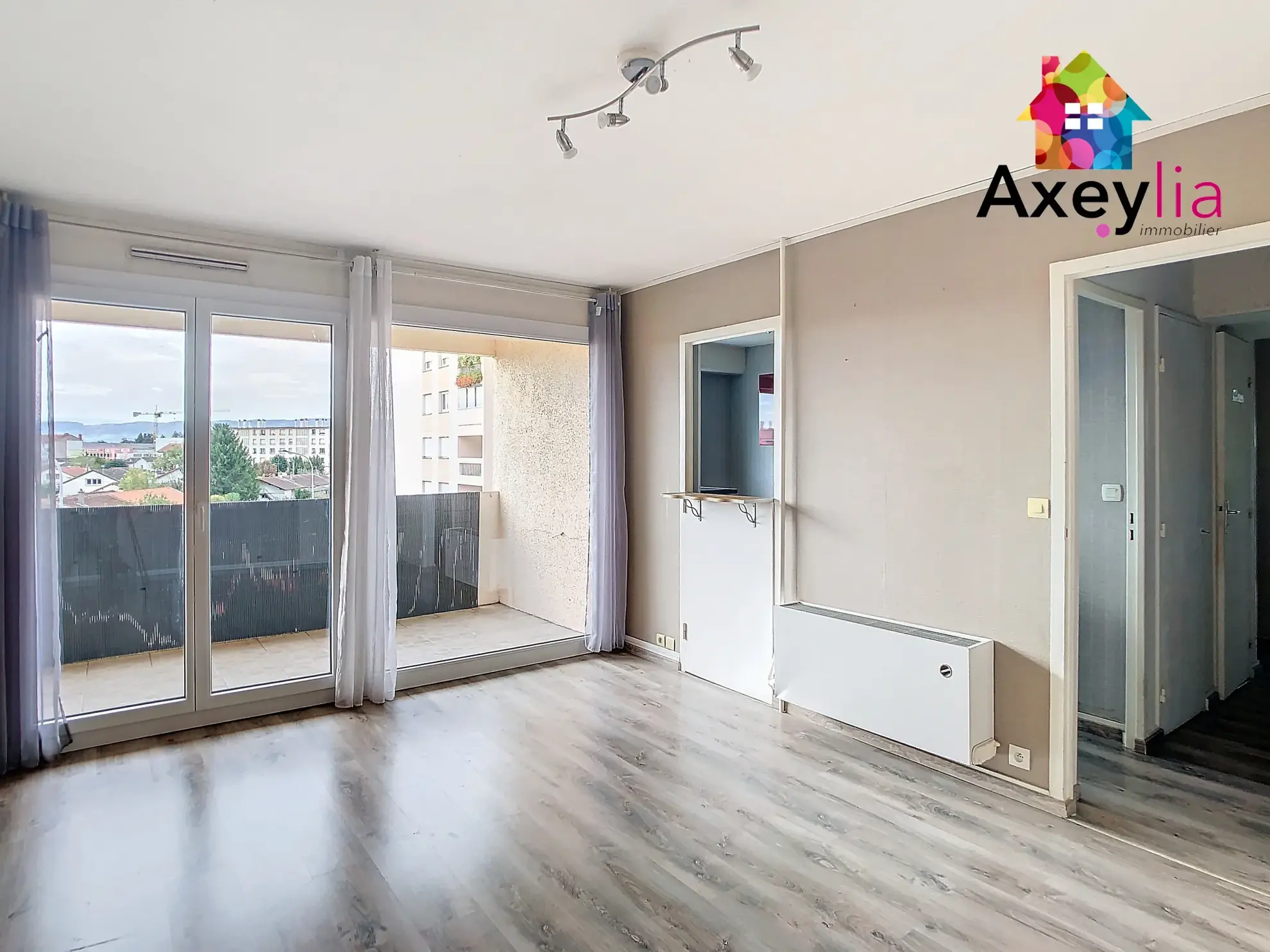 Appartement T3 lumineux avec balcon à Roanne - Secteur recherché 