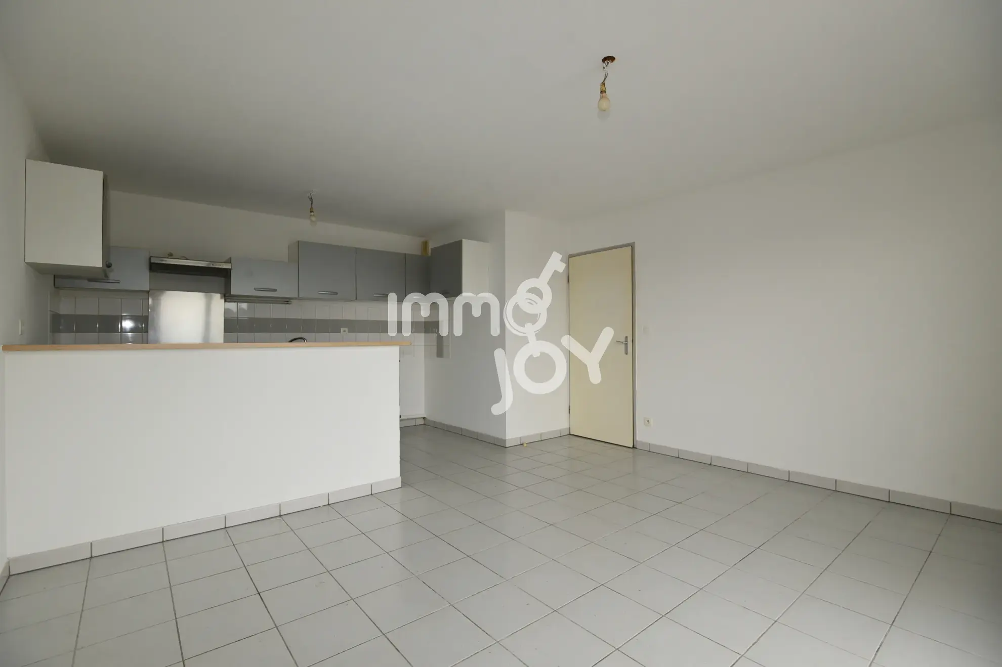 Appartement T2 à Fonsorbes avec piscine et parking, proche Toulouse 