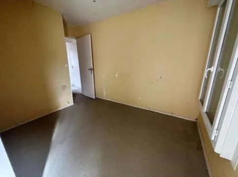 Appartement T3 de 55 m² à Angoulême à vendre aux enchères à partir de 20 000 euros 