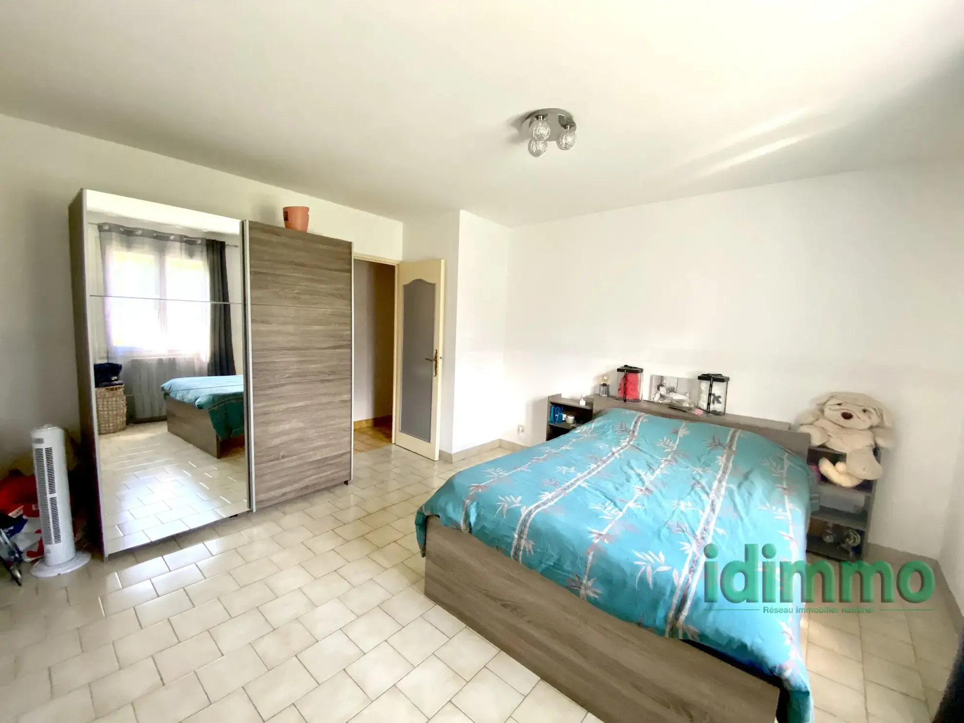 Grande maison de 171 m² avec terrain à Annonay, idéale pour investisseurs ou familles 
