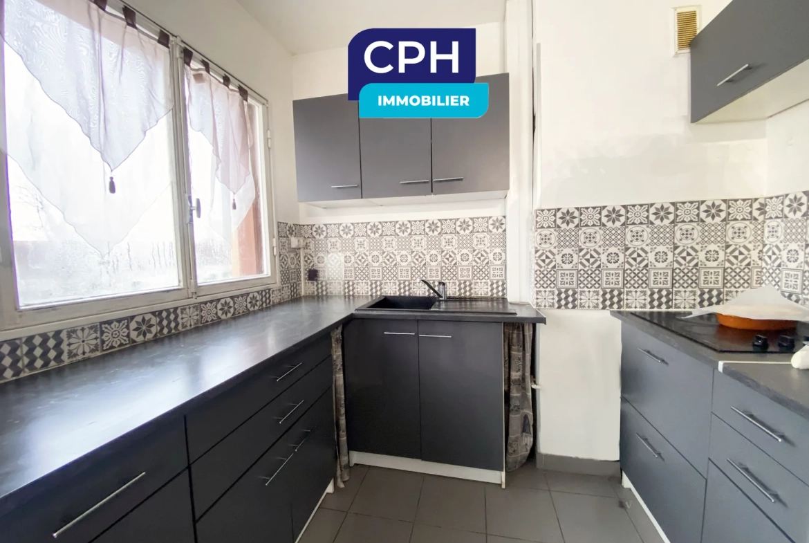 Appartement 2 pièces rénové avec parking et cave à Thiais 
