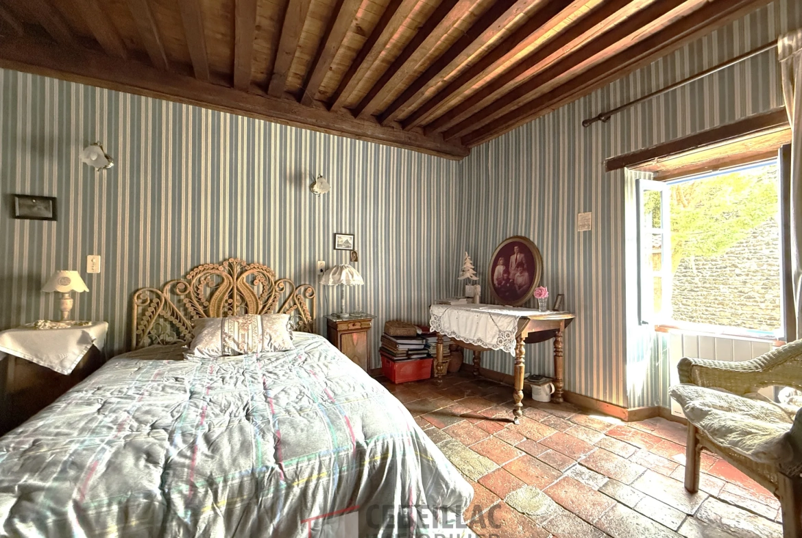 Maison en pierre historique à vendre à Tallende, 84 m² avec terrasse, à rénover, idéal premier achat 