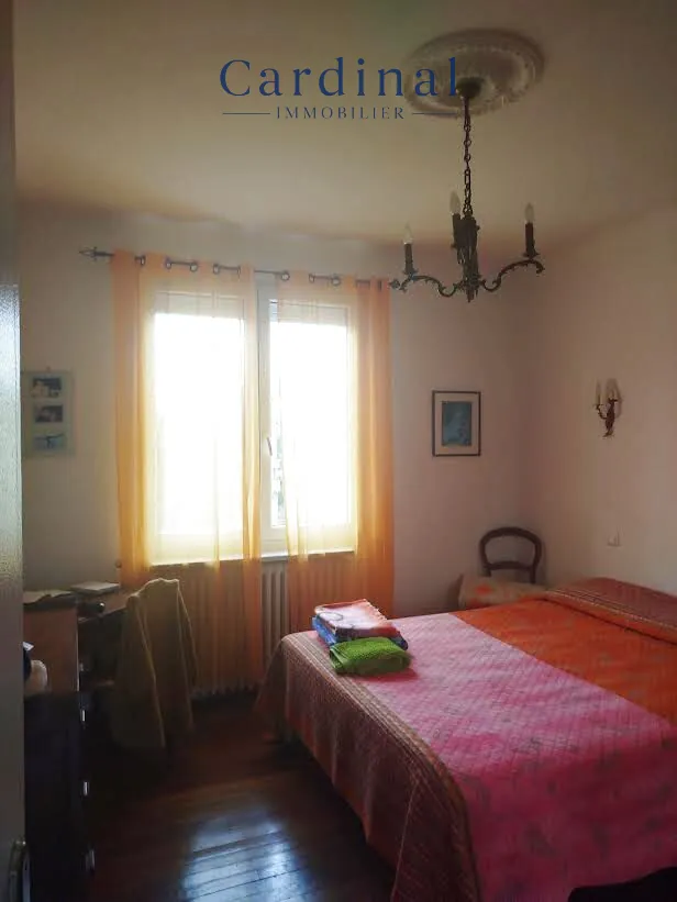 Maison 5 pièces avec jardin à Périgueux Vesone, proche hôpital Francheville 