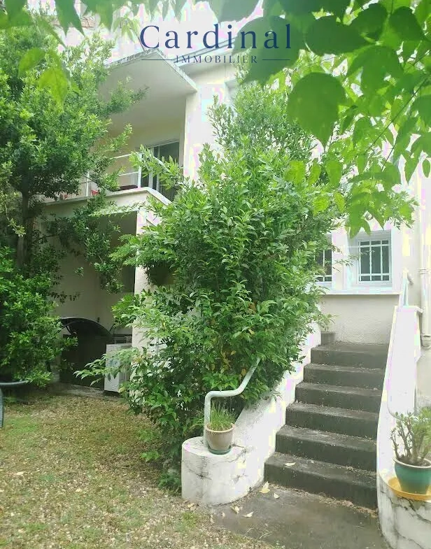 Maison 5 pièces avec jardin à Périgueux Vesone, proche hôpital Francheville 