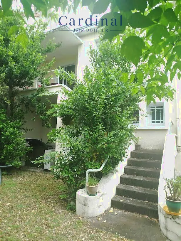 Maison 5 pièces avec jardin à Périgueux Vesone, proche hôpital Francheville 