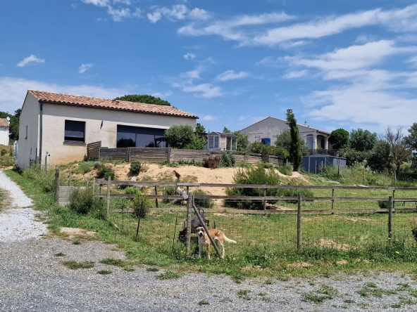 Maison 4 pièces de 88 m² avec terrain de 1195 m² à Villarzel-Cabardès, vue Pyrénées