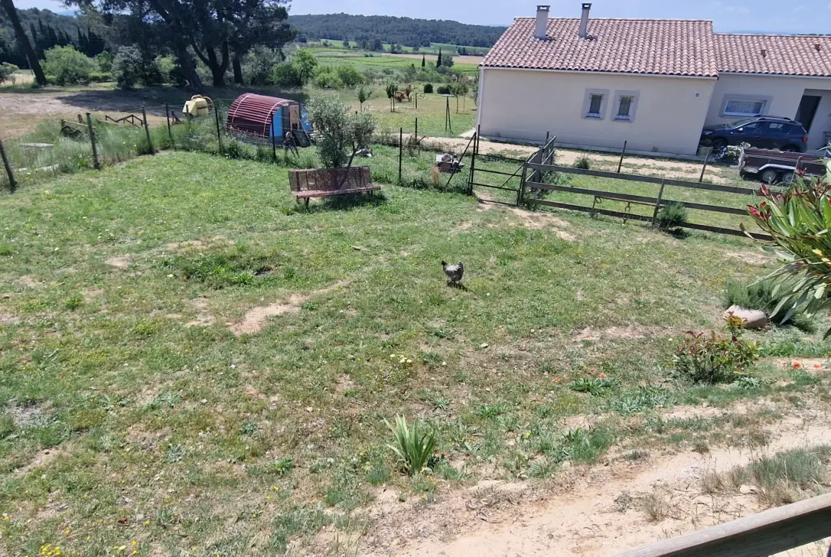 Maison 4 pièces de 88 m² avec terrain de 1195 m² à Villarzel-Cabardès, vue Pyrénées 