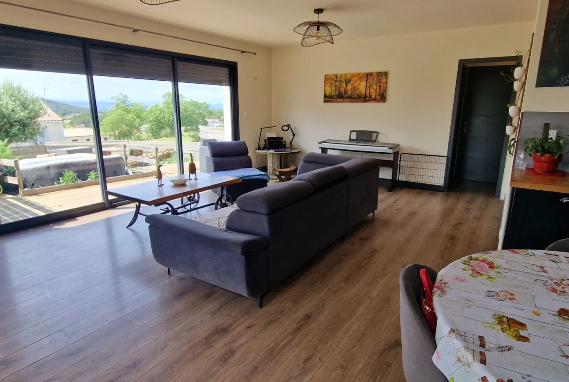 Maison 4 pièces de 88 m² avec terrain de 1195 m² à Villarzel-Cabardès, vue Pyrénées 