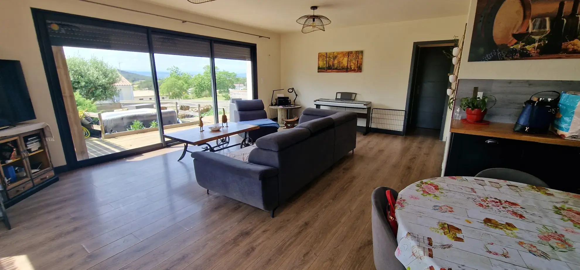Maison 4 pièces de 88 m² avec terrain de 1195 m² à Villarzel-Cabardès, vue Pyrénées 