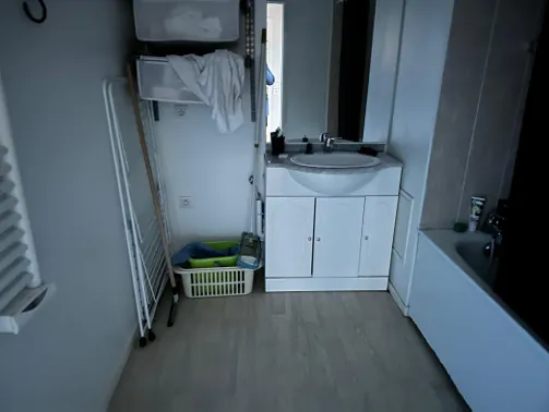 Appartement F3 à Argenteuil à vendre lors d'une vente aux enchères, balcon et parking inclus 