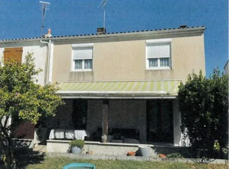 Maison T5 à vendre à Châteaubernard - Opportunité aux enchères à partir de 48 000 €