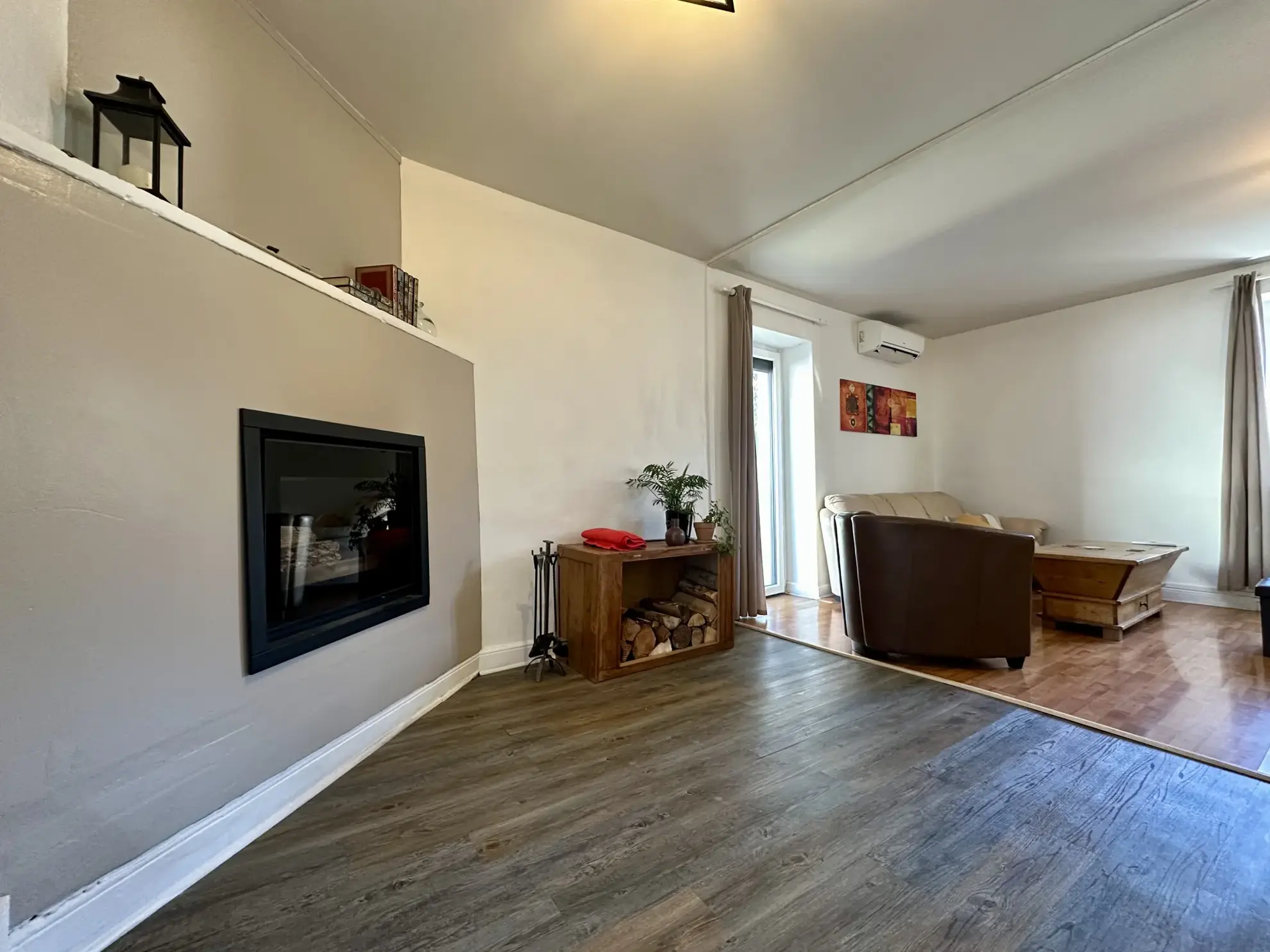Maison à vendre à Ceyrat avec jardin, garage et rénovations modernes 