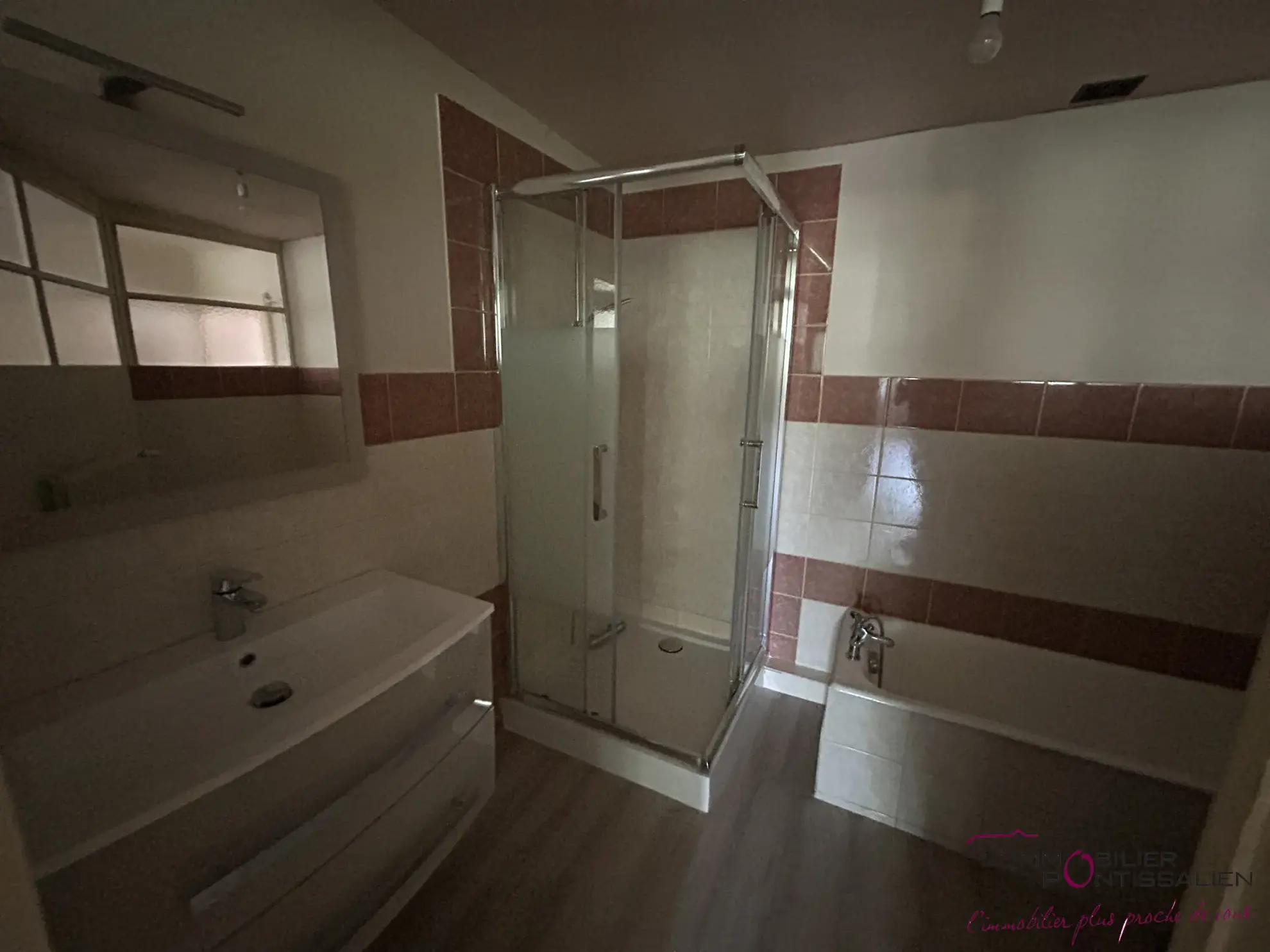 Appartement de 3 pièces à Pontarlier au centre-ville à rénover 