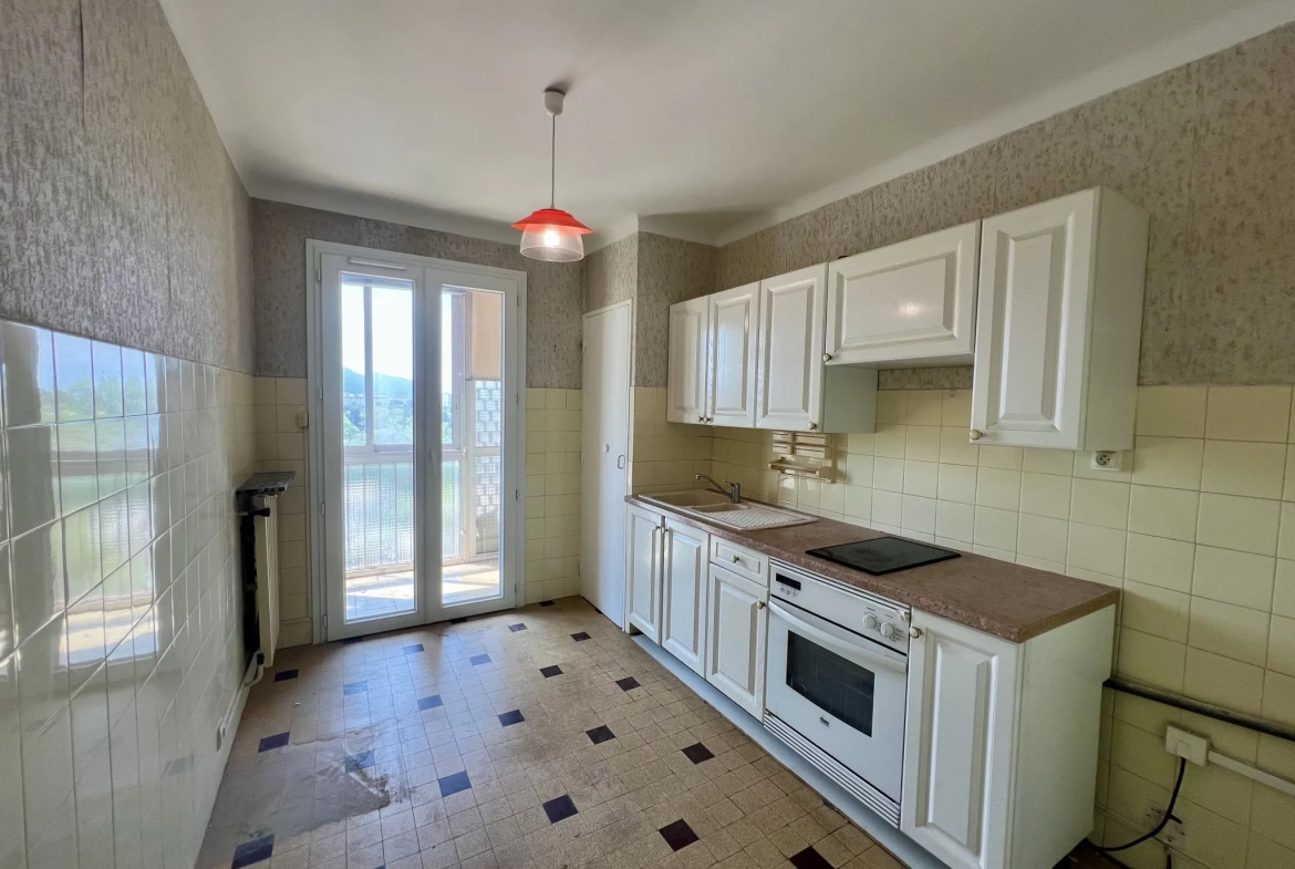 Appartement T2 de 50 m² à Marseille 10e avec balcon dans résidence sécurisée 