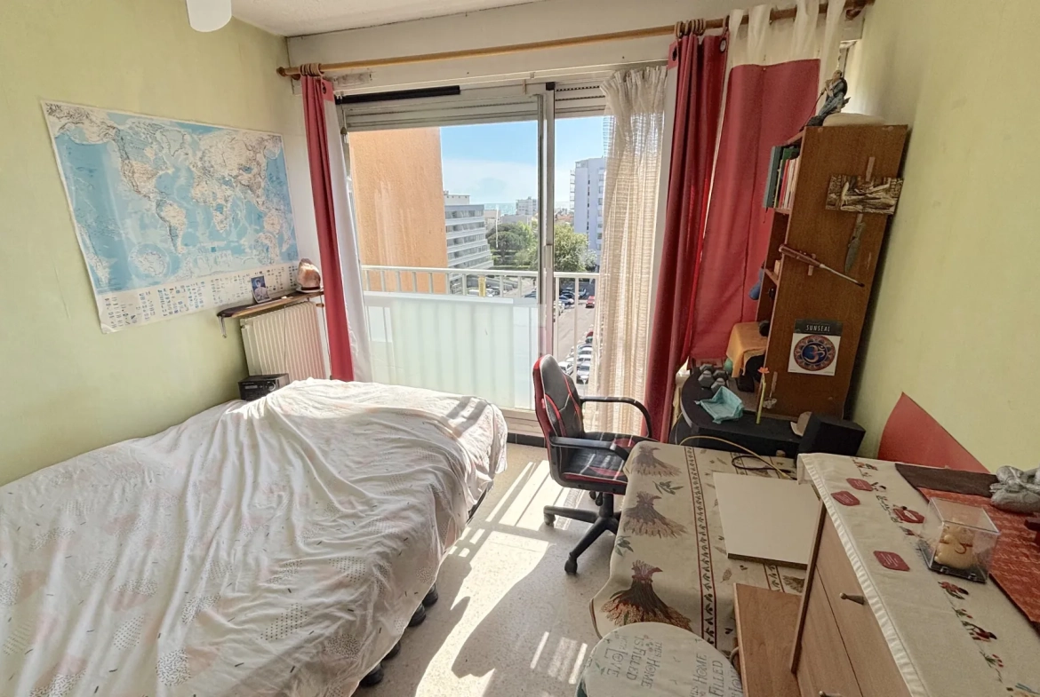Studio à Carnon-Plage avec Vue sur le Port, la Mer et les Étangs 