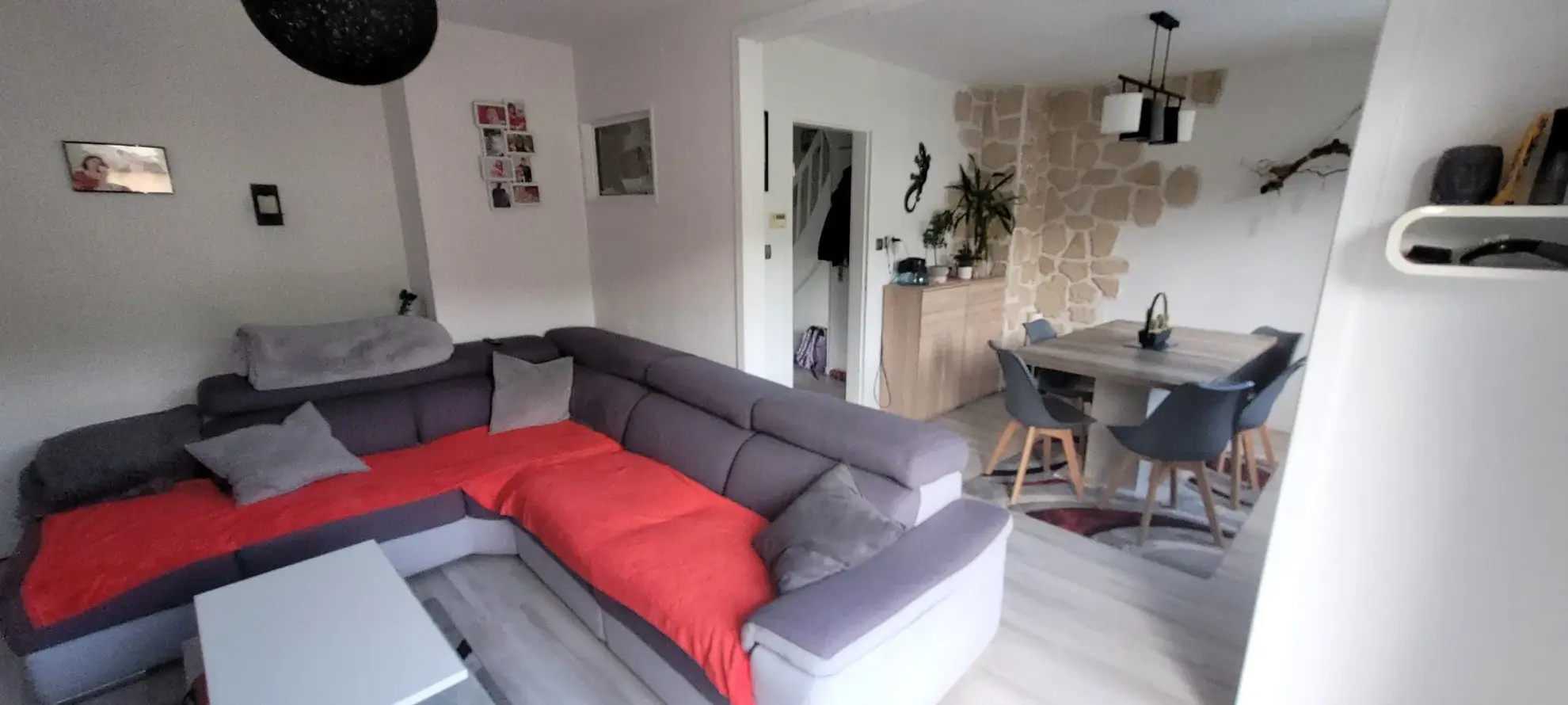 Maison jumelée lumineuse avec jardin à Munster - 3 chambres et garage 