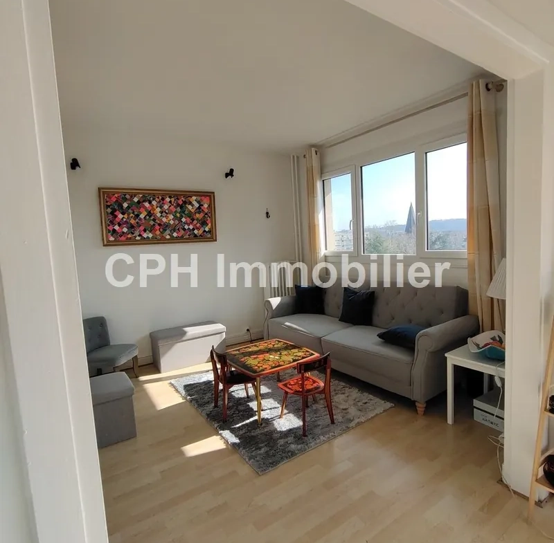 Superbe Appartement 5 pièces avec Vue sur la Seine à Le Pecq 