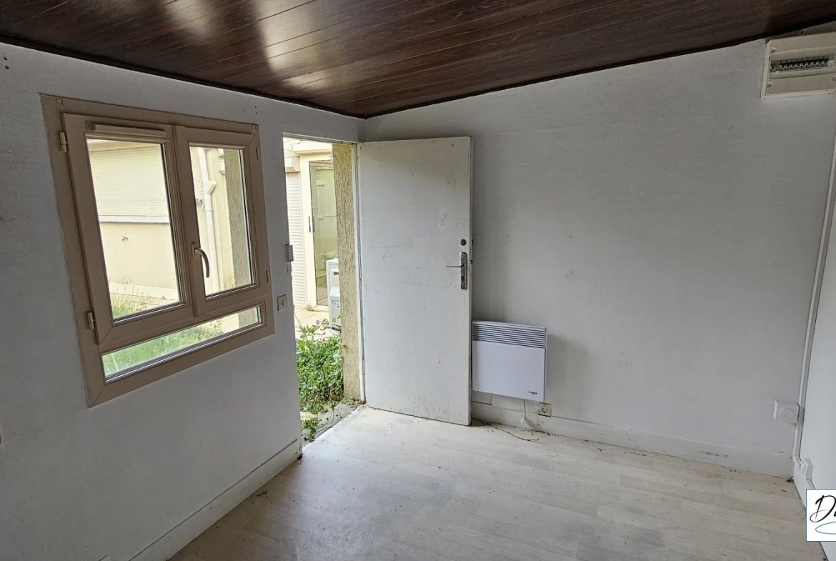 Charmante maison de plain-pied à Morsang-sur-Orge avec garage et dépendances 