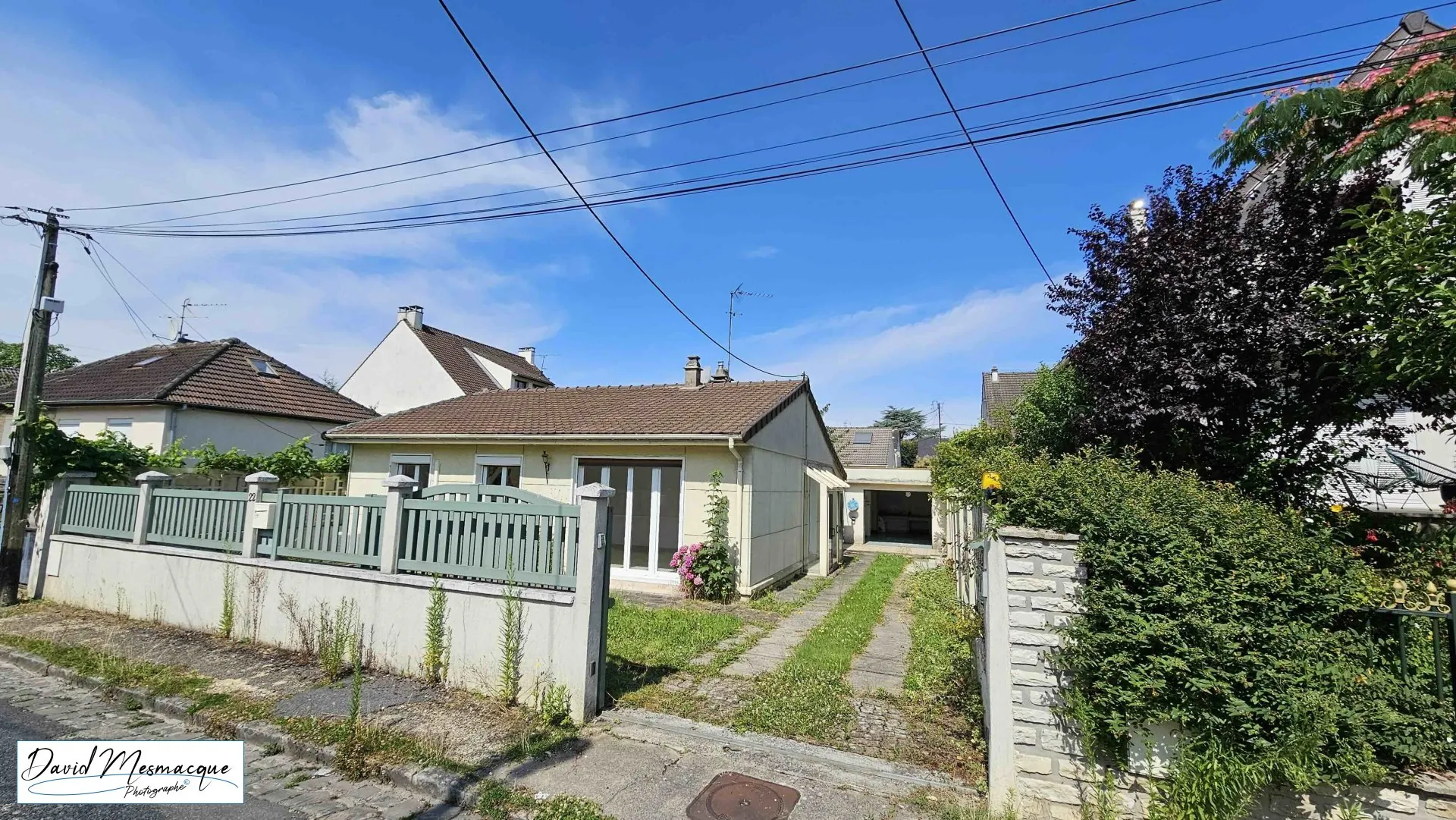 Charmante maison de plain-pied à Morsang-sur-Orge avec garage et dépendances 
