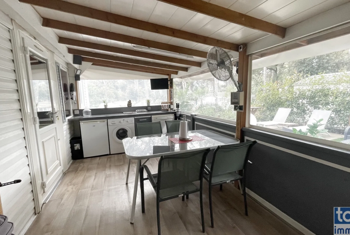Mobilhome 3 chambres dans parc de loisirs 5 étoiles à Puget-sur-Argens 