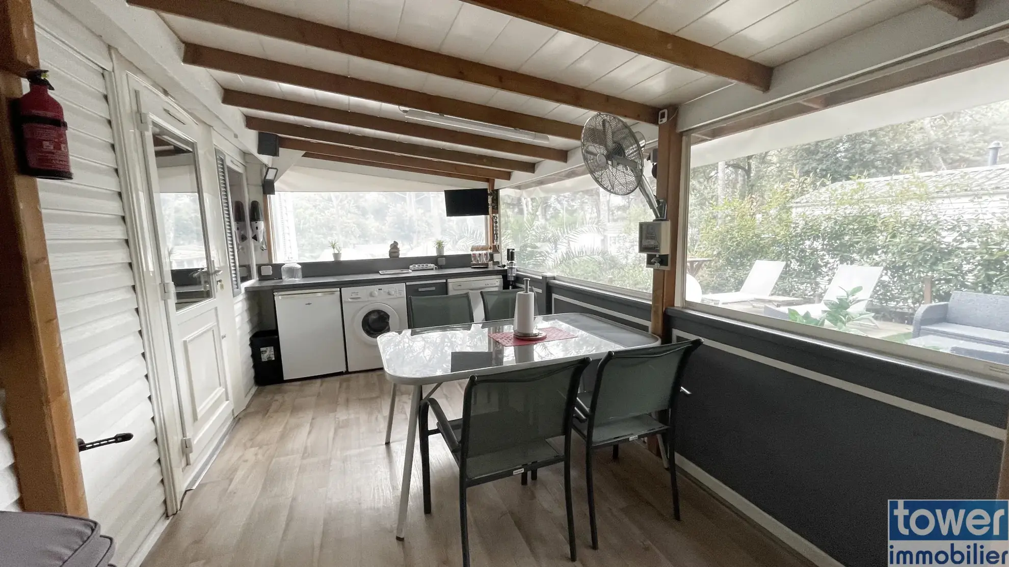 Mobilhome 3 chambres dans parc de loisirs 5 étoiles à Puget-sur-Argens 