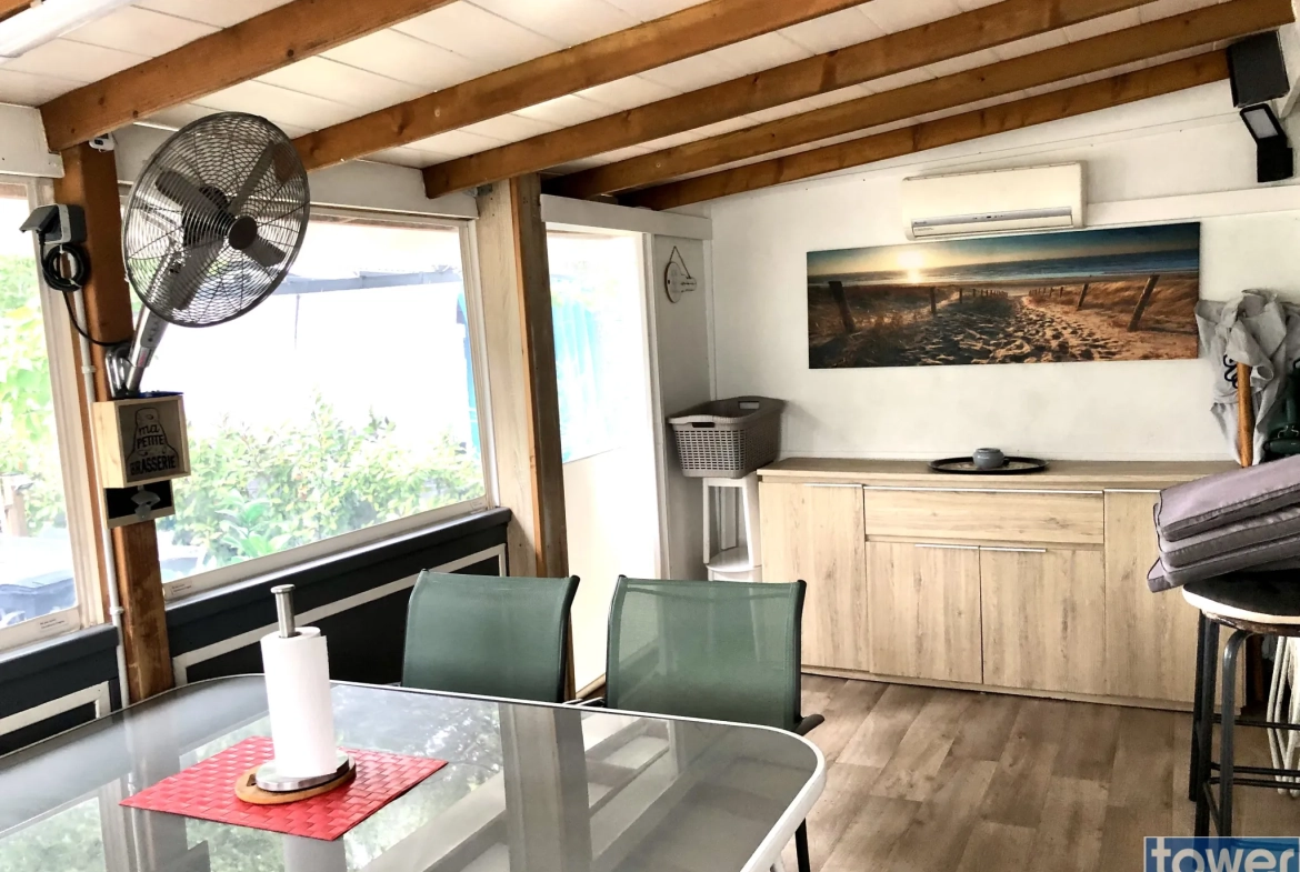 Mobilhome 3 chambres dans parc de loisirs 5 étoiles à Puget-sur-Argens 