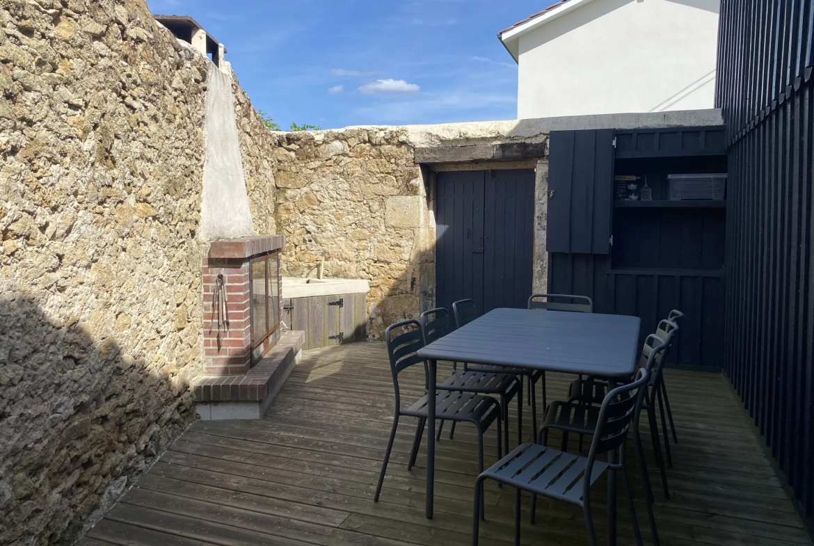 Maison en pierre rénovée à 5 minutes de Langon – Charme et confort 