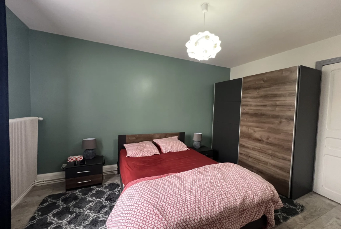 Appartement duplex avec terrasse, jardin et parking à Essey-les-Nancy 